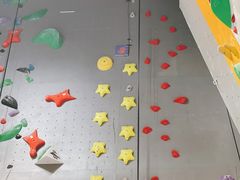 -CLIFFS颗粒攀岩(萧山众安店)