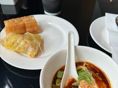 -上海漕河泾万丽酒店
