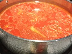 -野山舂·贵州现舂酸汤牛肉(民生路店)
