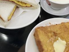 义顺牛奶公司(佐敦店)-义顺牛奶公司(庇利金街店)