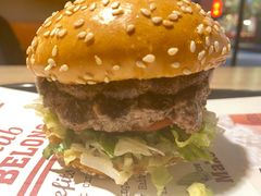 -The Habit Burger Grill 哈比特汉堡(复兴soho店)