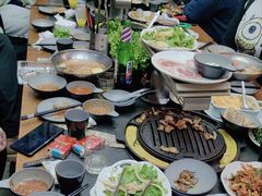 -七甲山烤肉(长白山奇石山珍根艺一条街店)