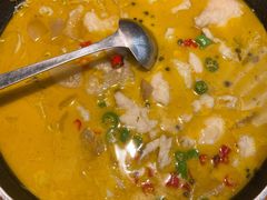 -有红鸡毛店·川菜(建设路店)