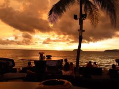 -Sunset Bar(丹绒亚路香格里拉店)