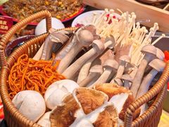 -赵美丽·重庆社区火锅·直营店(火车东站·中豪国际店)