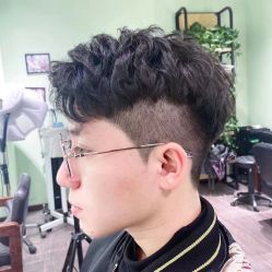 -初心HAlRSALON烫染接发