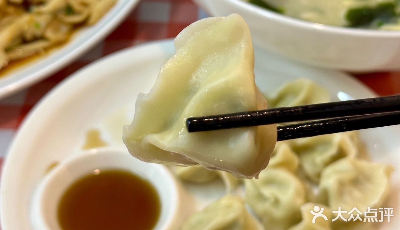 品尝胶东大排档的美食盛宴