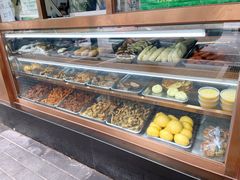 面包甜点陈列柜-老回回烩面馆(左家庄店)