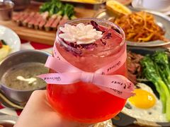 -鲨鱼美式餐厅酒吧Sharky