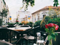 -Casa Nova