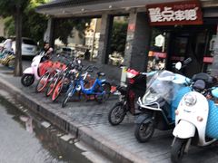 门面-聚点串吧·北京烧烤(赵登禹路店)