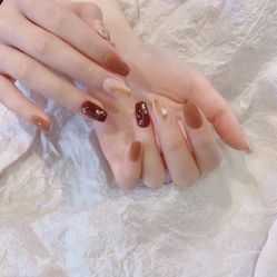 -VIVI BEAUTY  美甲美睫皮肤管理中心