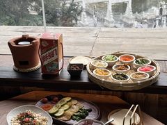 -包整·丝娃娃(一览甲秀楼风景店)