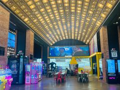 -CGV星星影城(颐堤港ScreenX店)