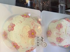 -花花卷卷·鲜食蛋糕(静安久光百货店)