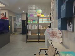 -伟伟宠物医院·CT影像中心·瑞派犬猫综合性门诊(汉口总院)