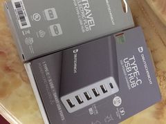 -百老汇(屯门市广场店)