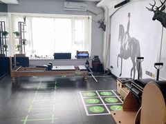 -简·无界健身工作室·运动康复·体态(石厦店)