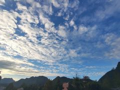 -百里峡七彩艺术小镇