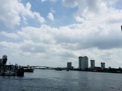 -曼谷湄南河畔华美达广场酒店