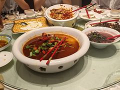 -巴陵全鱼席(湖南老字号汴河街店 )