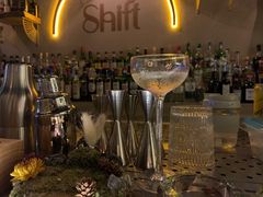 -Shift cocktail bar鸡尾酒吧
