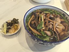 -镇南锅盖面馆(解放路店)