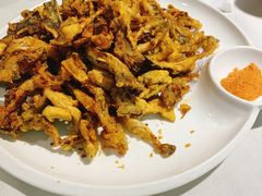 干炸小蘑菇-金手勺东北菜馆(大屯北路店)