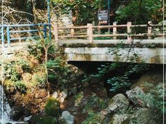 -藏龙百瀑风景区