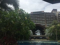 -三亚湾海居铂尔曼度假酒店