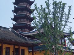 -吴兴寺