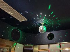 -温莎KTV(珠江路店)