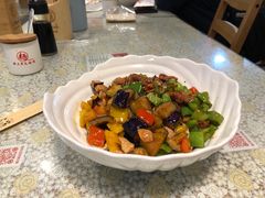 茄子肉丁小公鸡双拼拌面-文三里屯面馆(三里屯店)