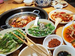 -大众跷脚牛肉馆·非遗传承单位(峨眉山店)