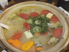 云南特色酸汤鱼-滇越乘象云南餐厅(豆各庄店)