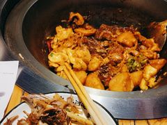-山河屯铁锅炖(哈西站店)