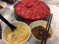 -鲜入围煮花胶鸡海鲜火锅