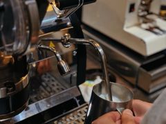 -Be Lived Cafe比例咖啡(摩天轮店)