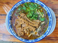 -叶新小吃店(来凤小区总店)