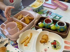 -水桶王国主题餐厅·聚会·生日派对·亲子活动·家庭套餐(亚龙湾希尔顿店)