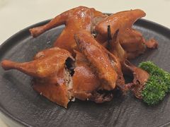 红烧石岐乳鸽-兴悦酒家(保利克洛维店)