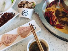 -DaLongYi Hotpot - 大龙燚火锅 - 地道四川老火锅
