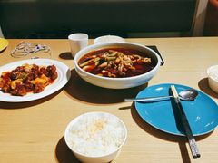 -渝信川菜 · 川味家常菜(财富购物中心店)