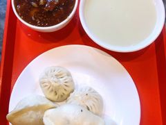 猪肉大葱包子-天兴居(鲜鱼口街店)