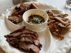 -菌海森林·非遗野生菌火锅(西山区滇池路摩根道店)