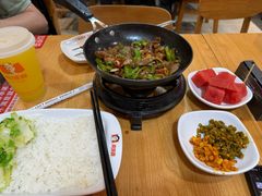 -南城香·饭香串香馄饨香(赵公口店)