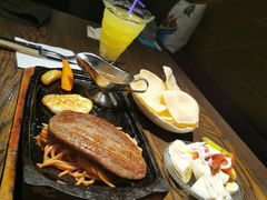 -许榴香西餐厅(台东步行街店)