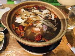 -菌小白火锅(时尚天河店)