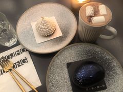 黑曜石-玲婧胡同·生日蛋糕·餐厅(嘉里城店)