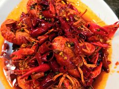 -扒虾小妹儿麻辣海鲜(宏图街店)